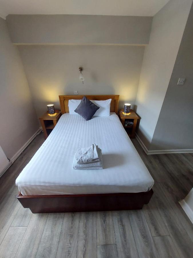 Bed and Breakfast The Bailey Gastro Bar Athlone Exterior foto